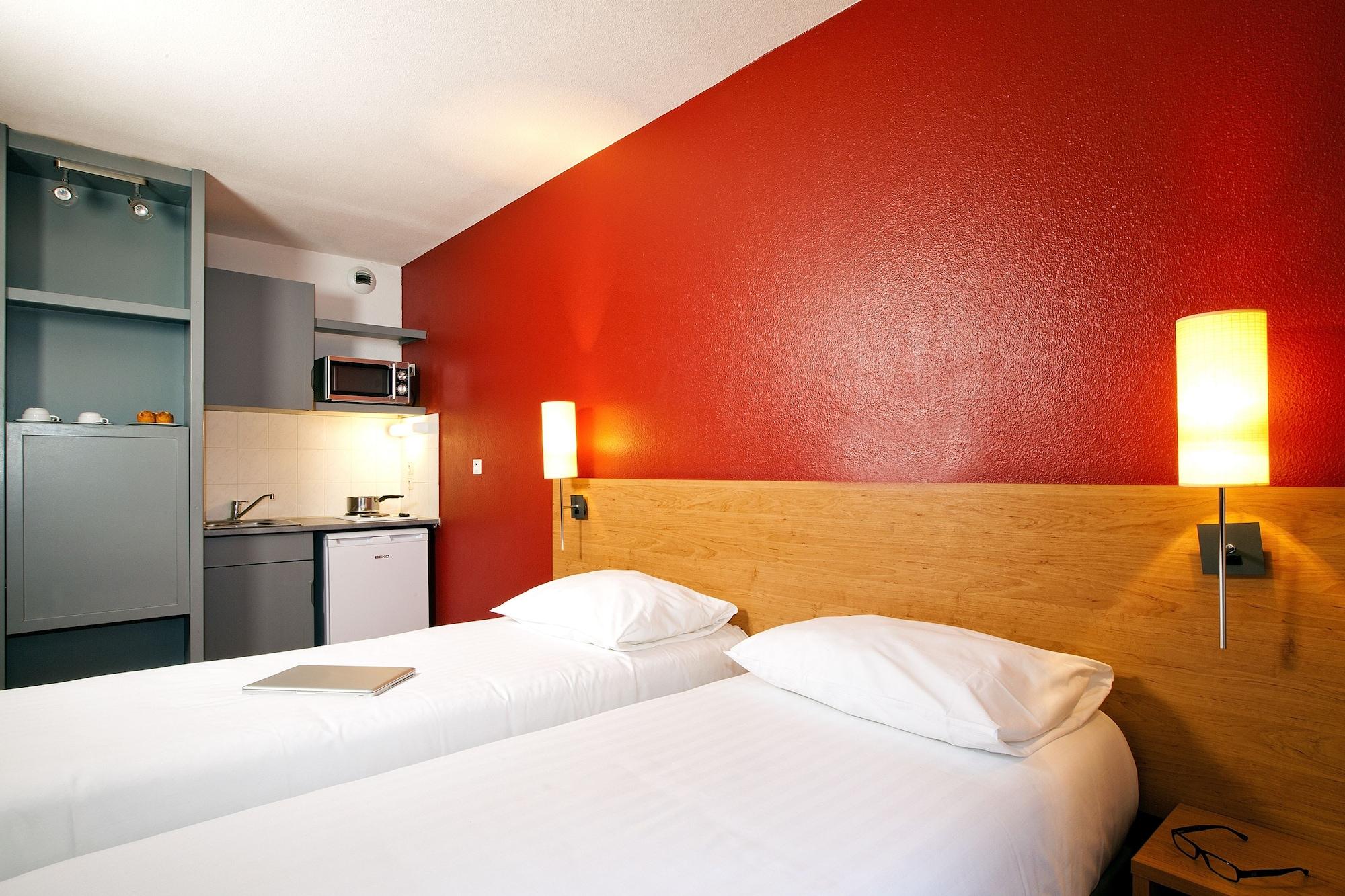 Sejours & Affaires Lyon Saxe-Gambetta Aparthotel Exterior photo